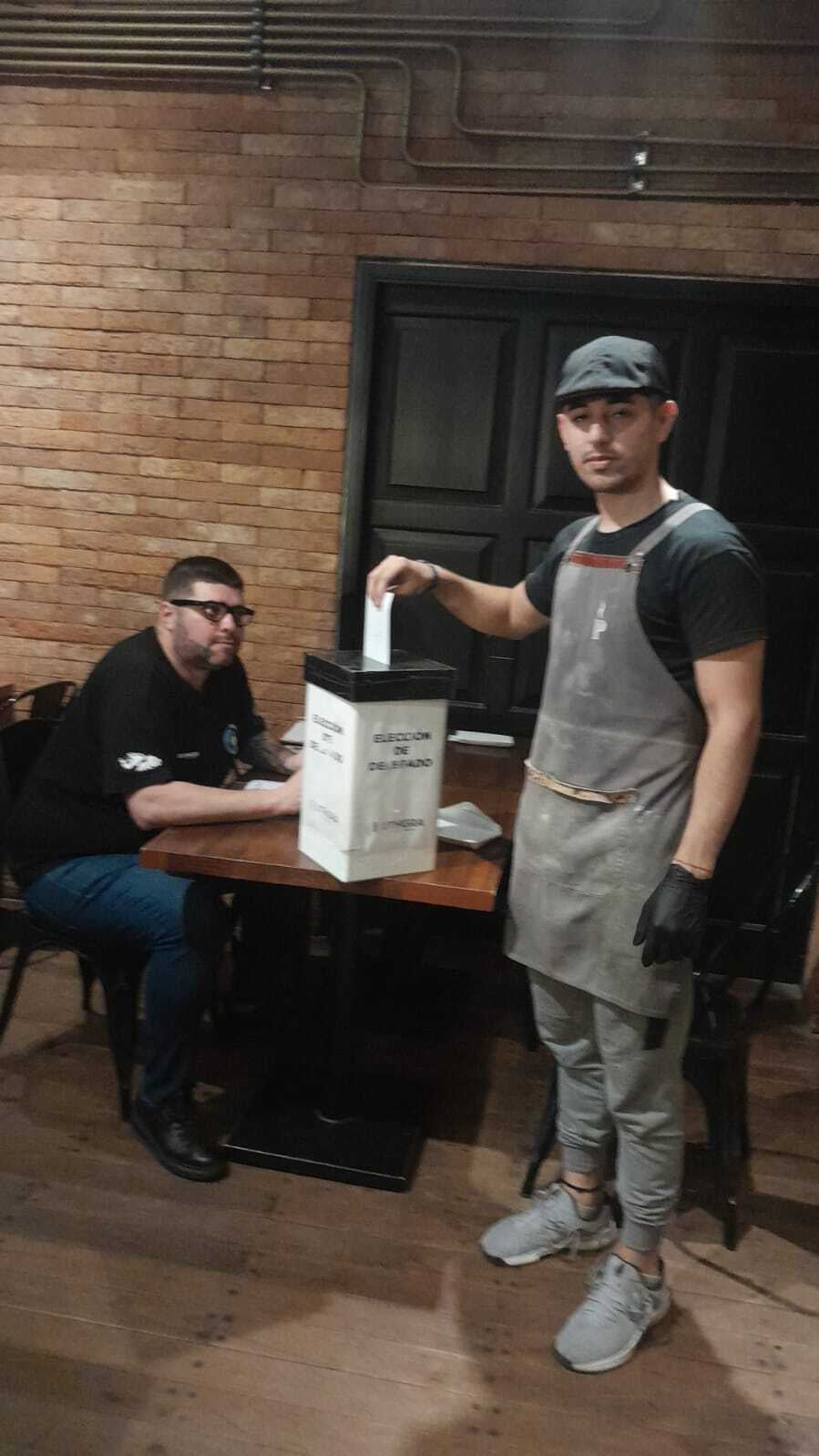 Elección de Delegado en el Pizzeria Popular 